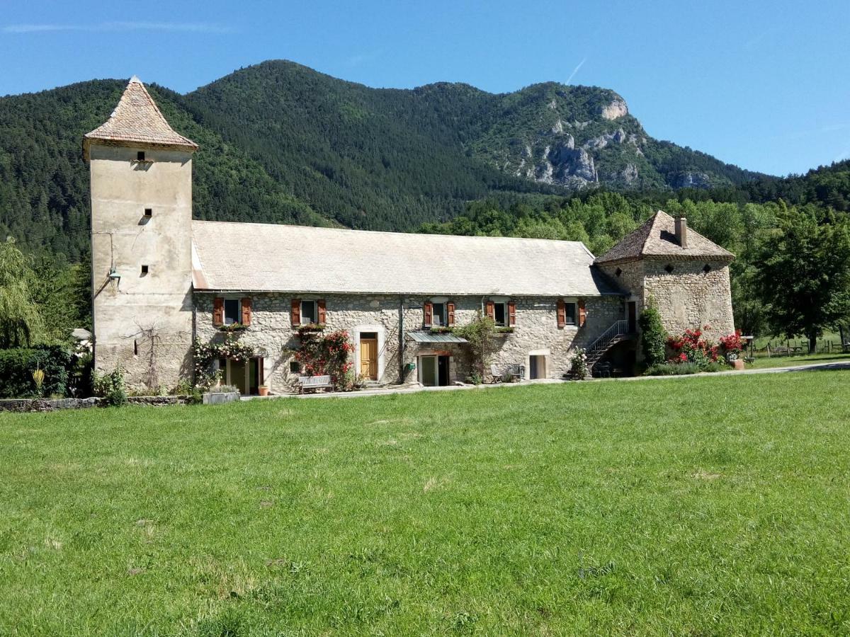Le Colombier Bed & Breakfast Glandage Bagian luar foto